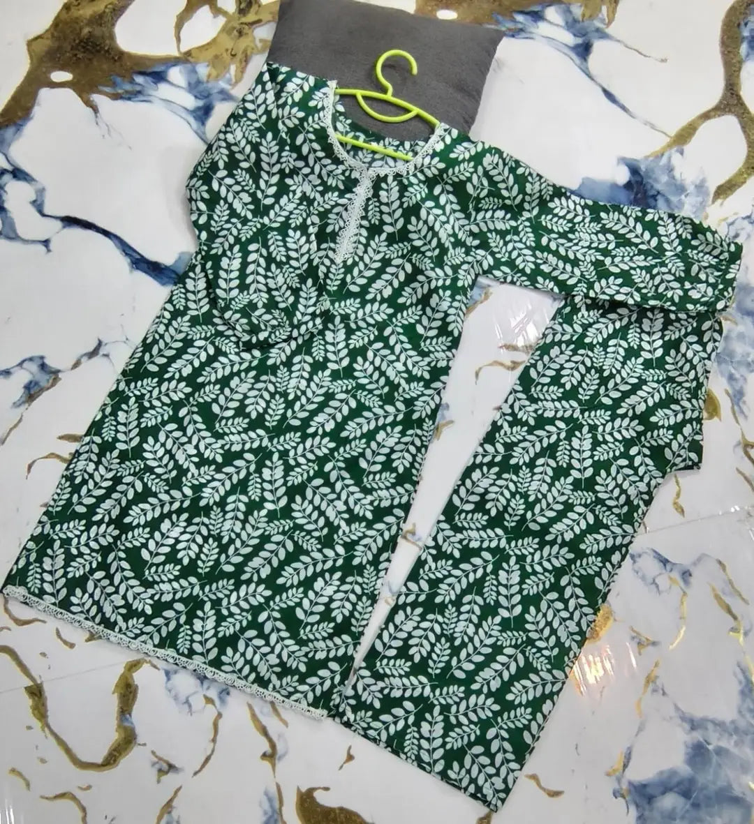 2 Pcs Girl's Cotton Printed Shirt And Trouser Suit